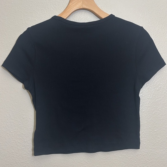 *4/15* Divided Basic Black Tee Ribbed - Picture 6 of 7